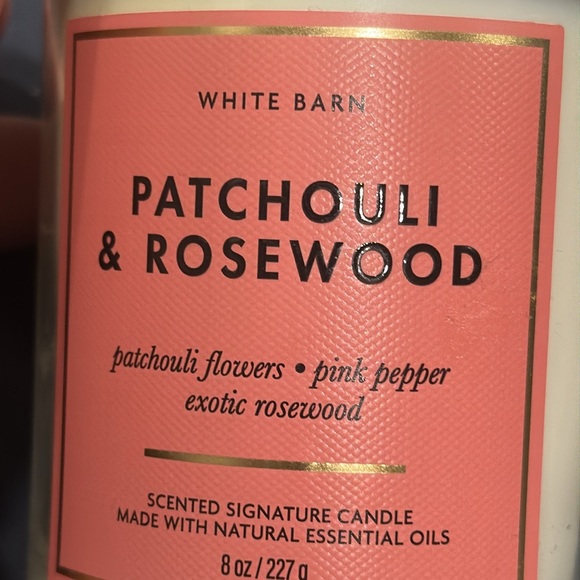 White Barn, single wick scented candle - Picture 2 of 5